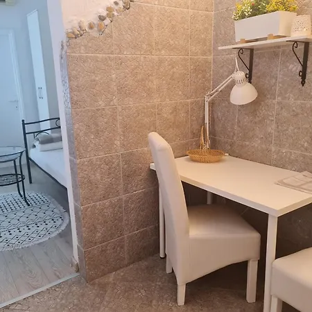 Angelina 03. * Belgrade